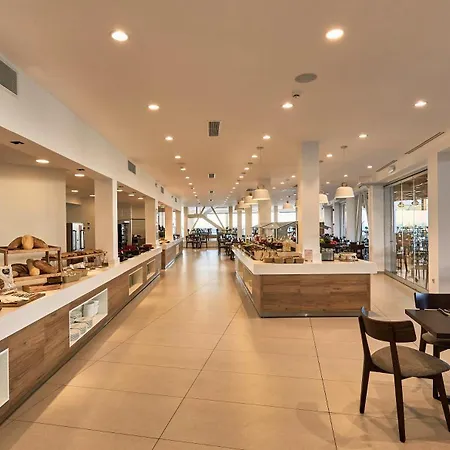 Hotel Enorme Santanna Island